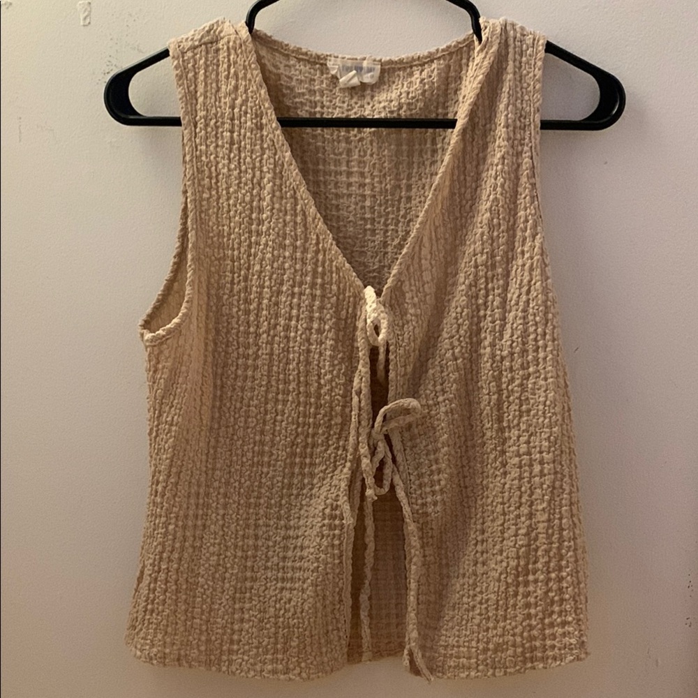 Textured Cream Sleeveless Tank Top
